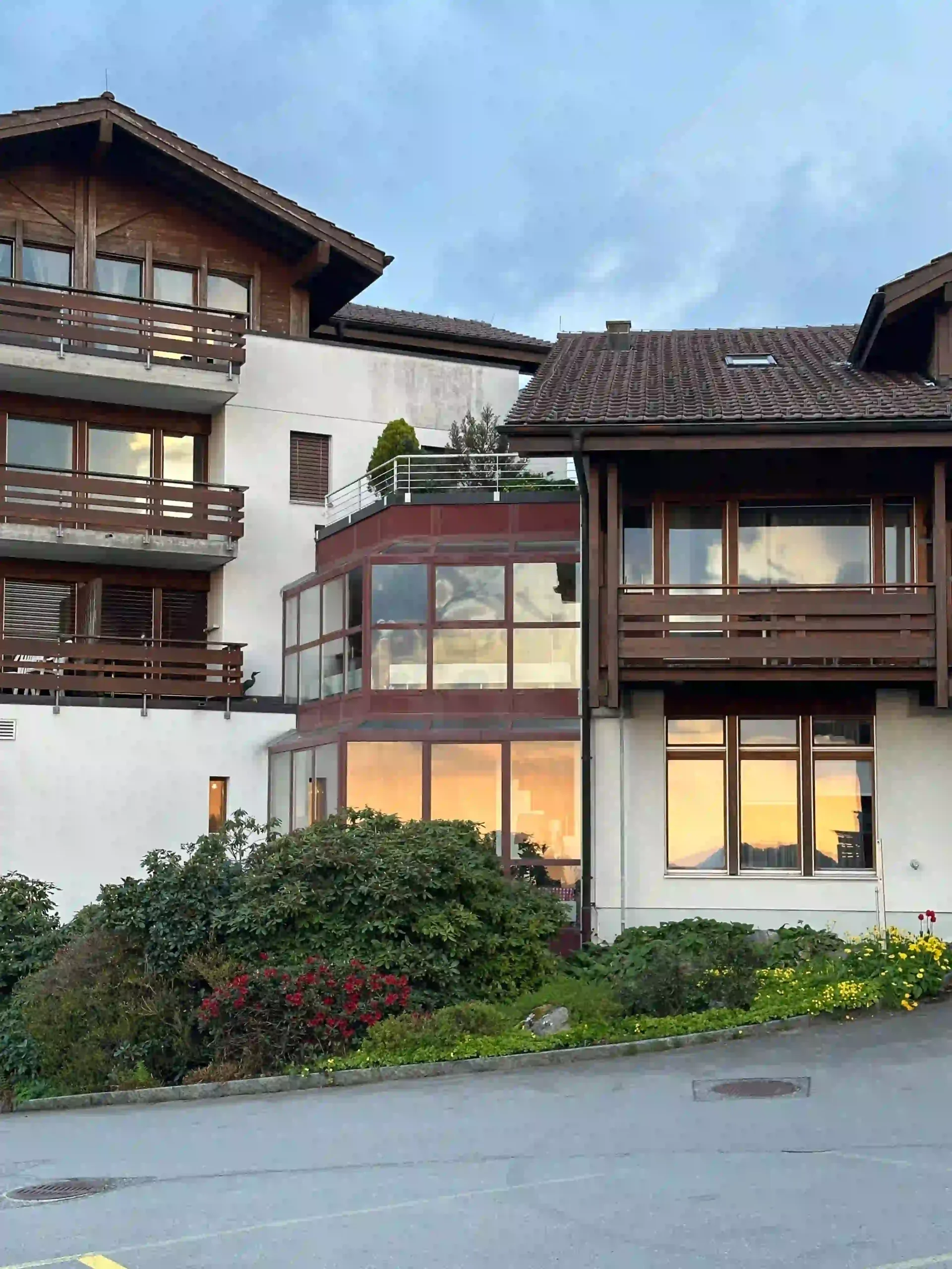 Aeshi_Park_Exterior_21